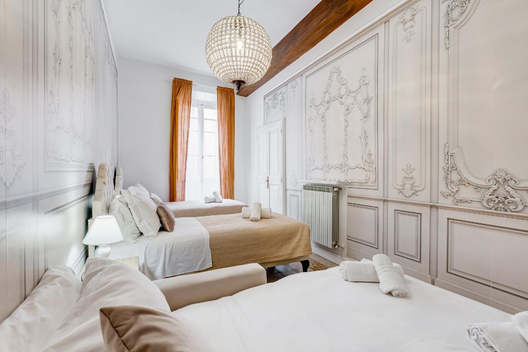 Appartement Spanish Square - Romedreamhome *
